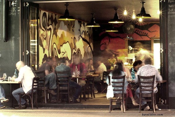 Discover Sydney s Best Beaches: Iconic Spots for Sun, Surf & Relaxation