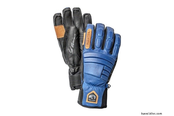 12 Must-Have Cold Weather Accessories for Your Epic Ski Adventure