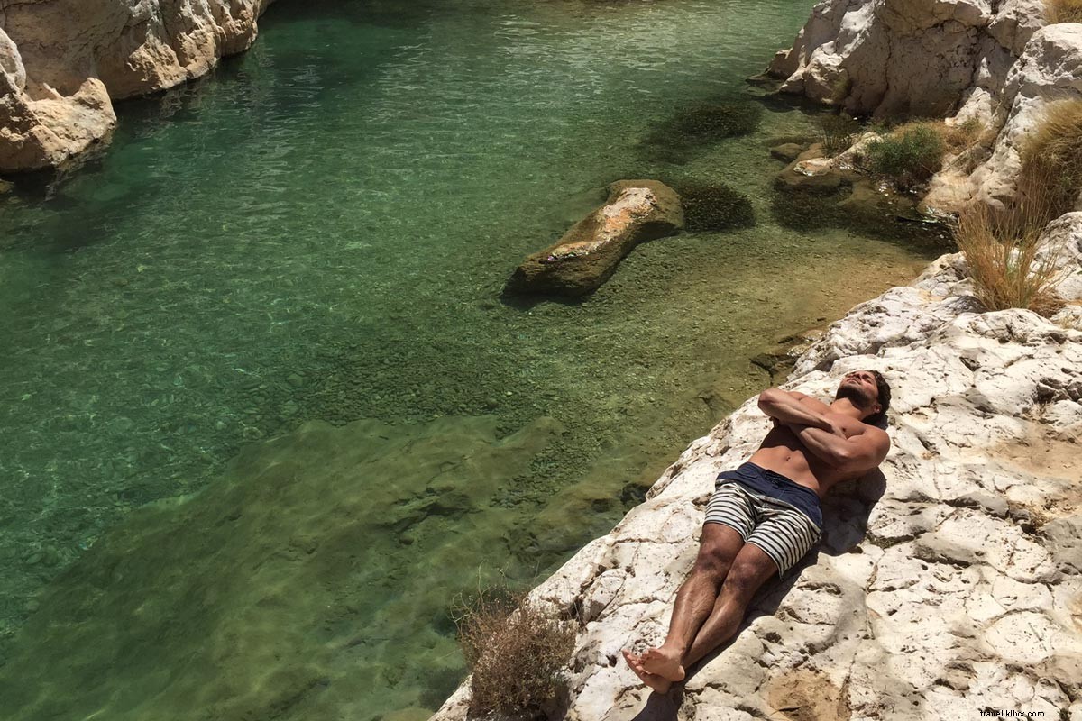 Wadi Shab Oman: Thrilling Swim Through Dead Ends – Unforgettable Adventure