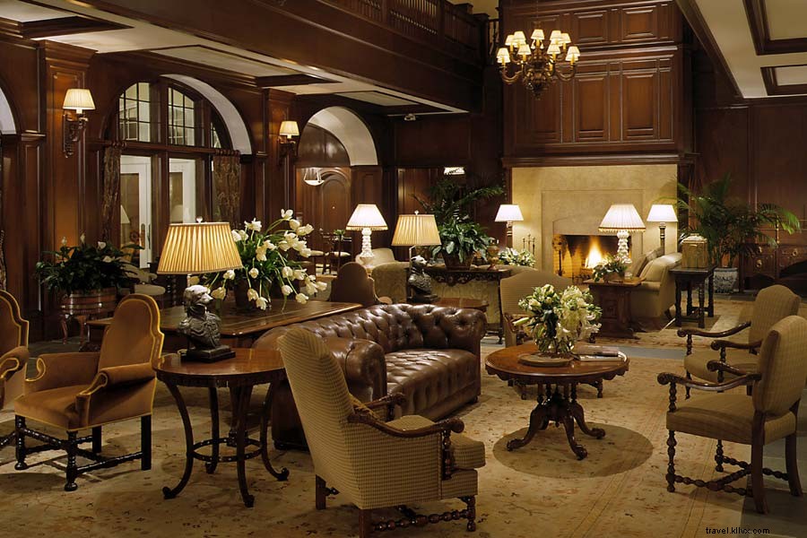 Endless Honeymoon Bliss: A Romantic Road Trip Along Georgia s Stunning Coast