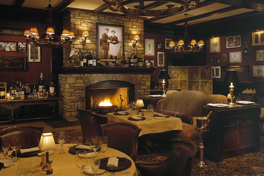 Endless Honeymoon Bliss: A Romantic Road Trip Along Georgia s Stunning Coast