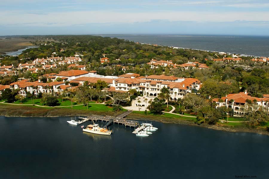 Endless Honeymoon Bliss: A Romantic Road Trip Along Georgia s Stunning Coast