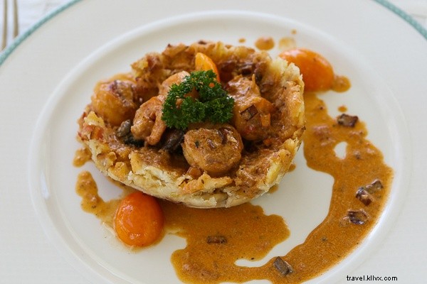 Making Time for Puerto Plata: ONA s Handcrafted Camera Bags