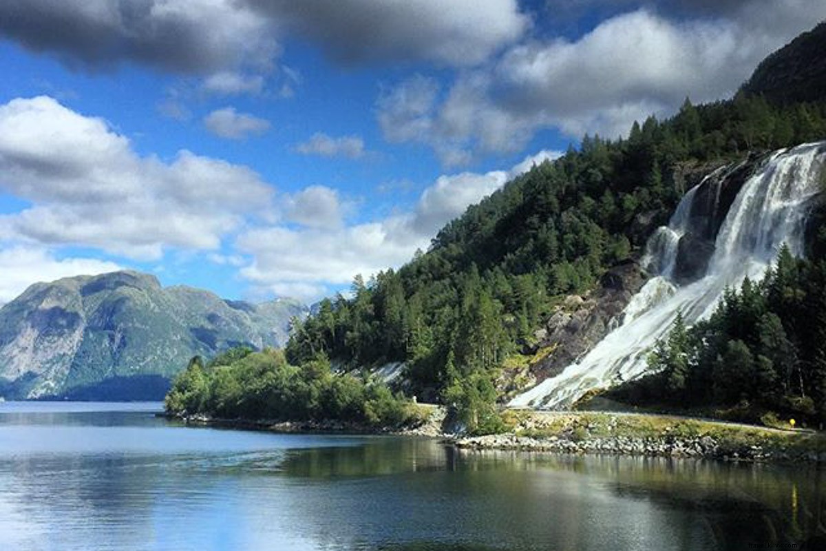 Epic Trolltunga Hike: 9.5-Hour Grueling Trek Through Norway s Viking Country – Worth Every Step