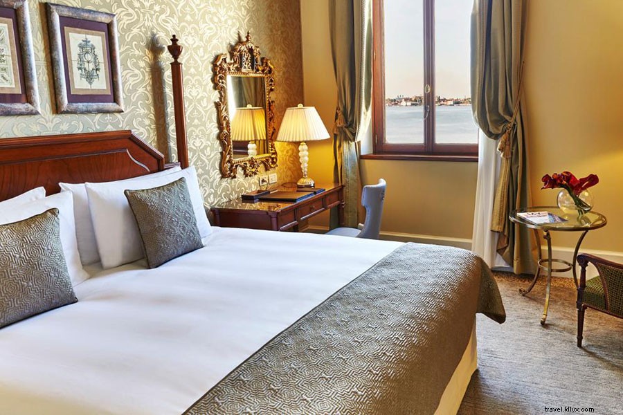 Venice s Hidden Gems: Artsy Sundials to Asylum Hotels Tourists Miss