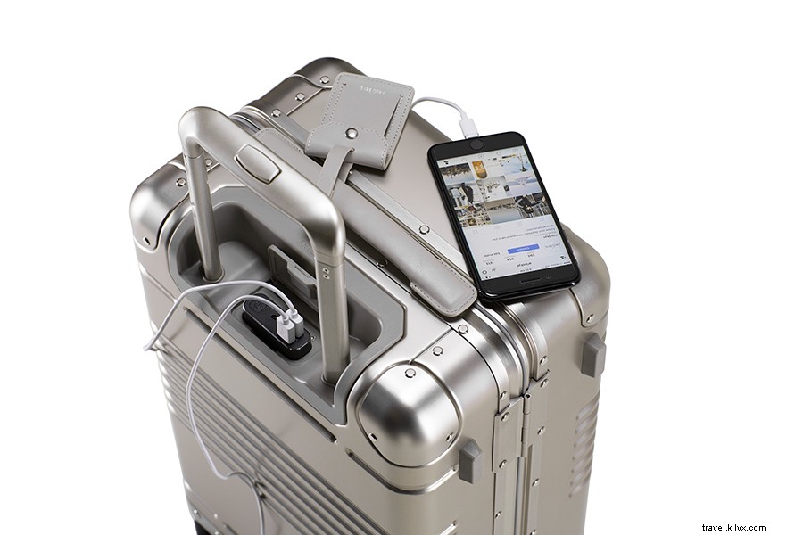 Arlo Skye Carry-On: The Stylish, Practical Suitcase for Effortless Travel
