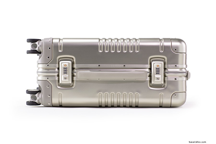 Arlo Skye Carry-On: The Stylish, Practical Suitcase for Effortless Travel