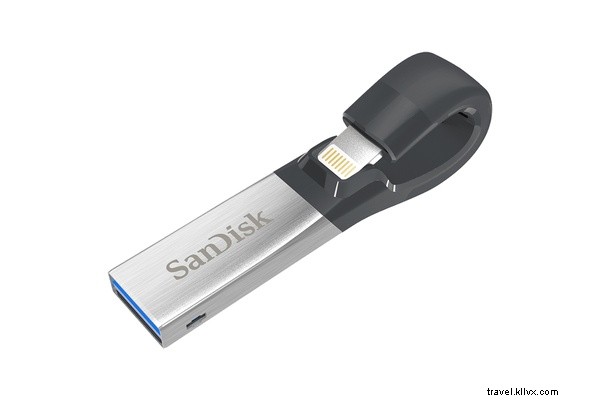 Snap Like a Pro: Top Smartphone Camera Accessories for Stunning Travel Photos