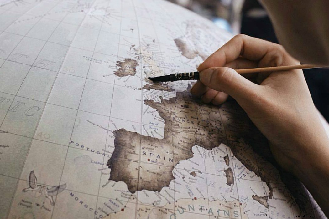 FathomHQ s Top Links: Banksy s Dismaland & More (Aug 22, 2015)