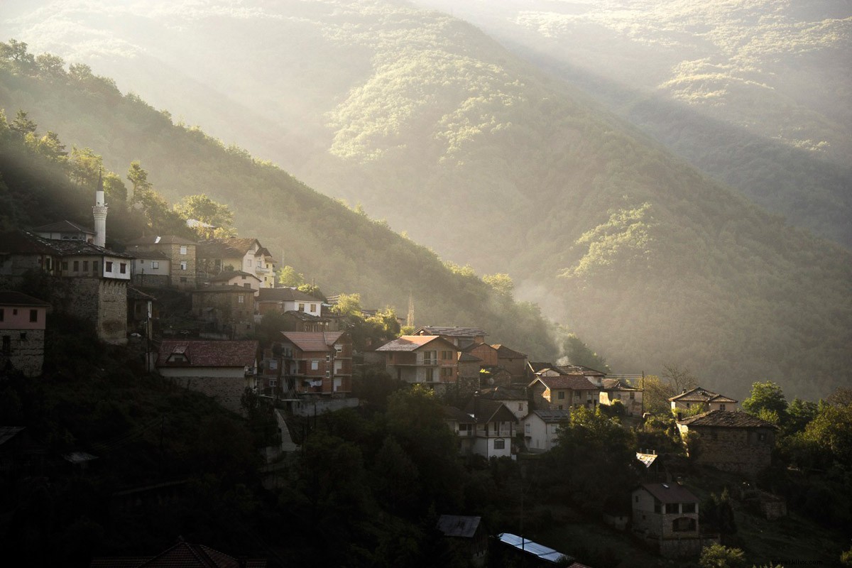 Handpicked Links We Love: March 28, 2015 Edition