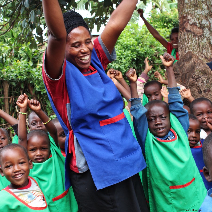 Inspiring Ways to Give Back: A Traveler s Guide to Rwanda