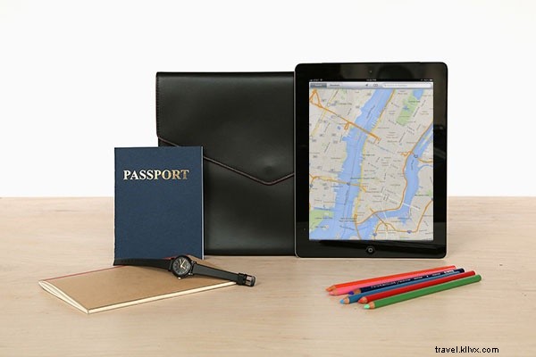 Timeless Style On the Go: The 5 Essential Pieces You Need