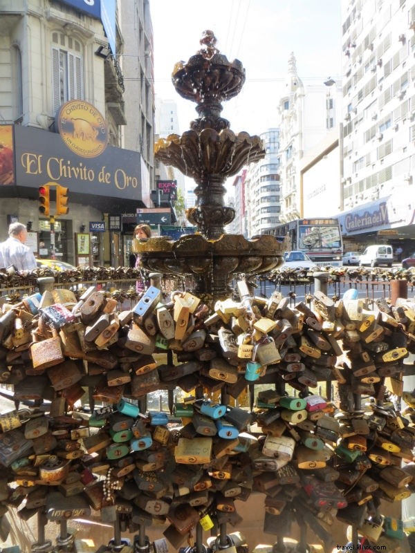 10 Unexpected Global Spots for Your Romantic Love Lock