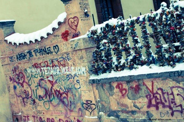 10 Unexpected Global Spots for Your Romantic Love Lock