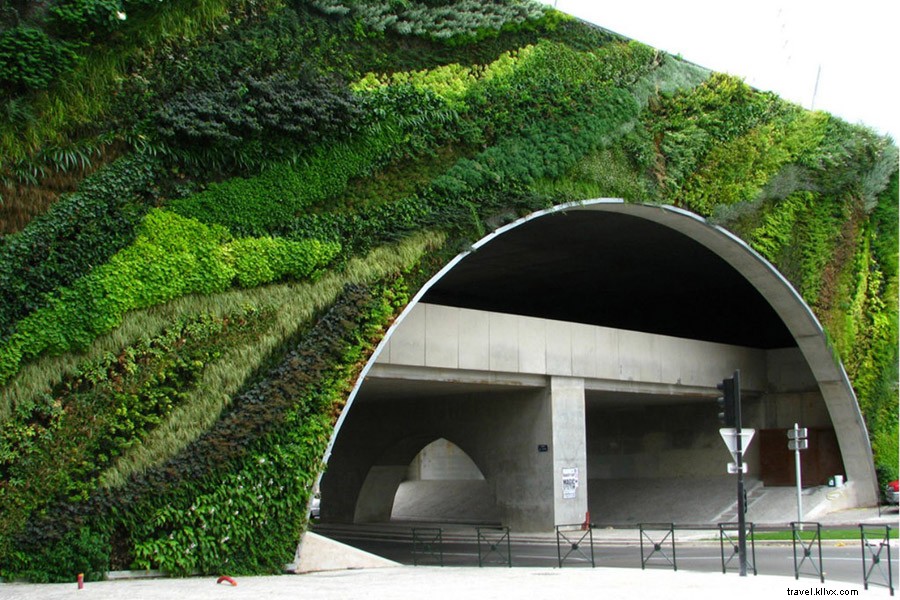 Around the Web: Top Picks & Must-Reads for May 3, 2014