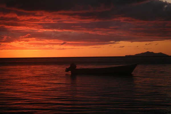 Bridge the Gap Villages: Empowering Fiji s Vorovoro Island with Sustainable Tourism