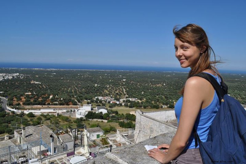 Meet Caroline Kinneberg: Writer, Editor & Global Traveler from Boston to Paris