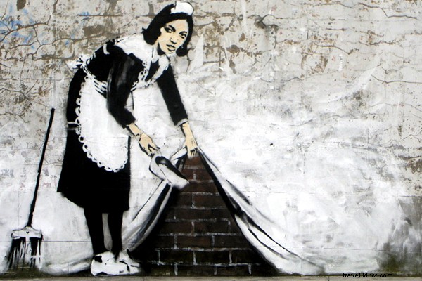 Confessions of a Four-Star Hotel Chambermaid: An Insider s True Story