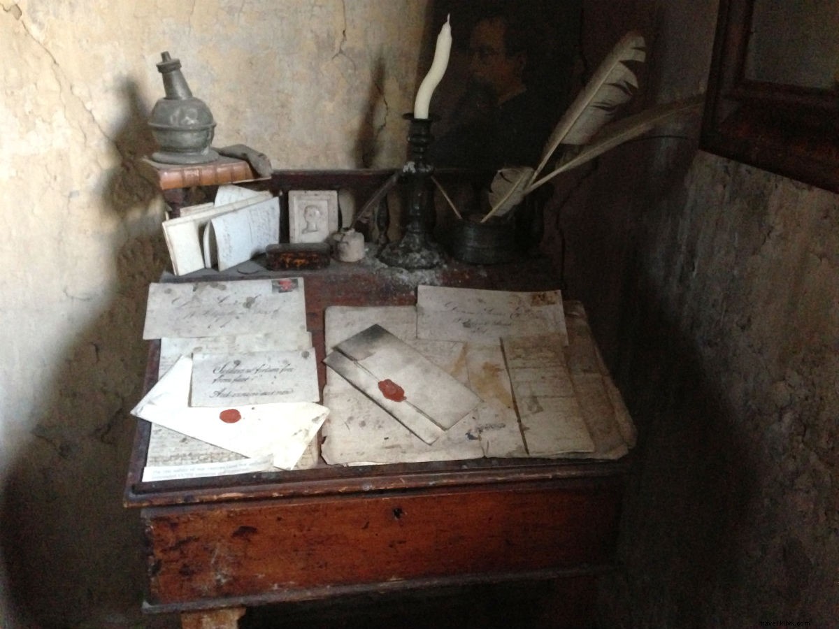 Discover Dennis Severs  House: London s Quirky 18th-Century Time Capsule