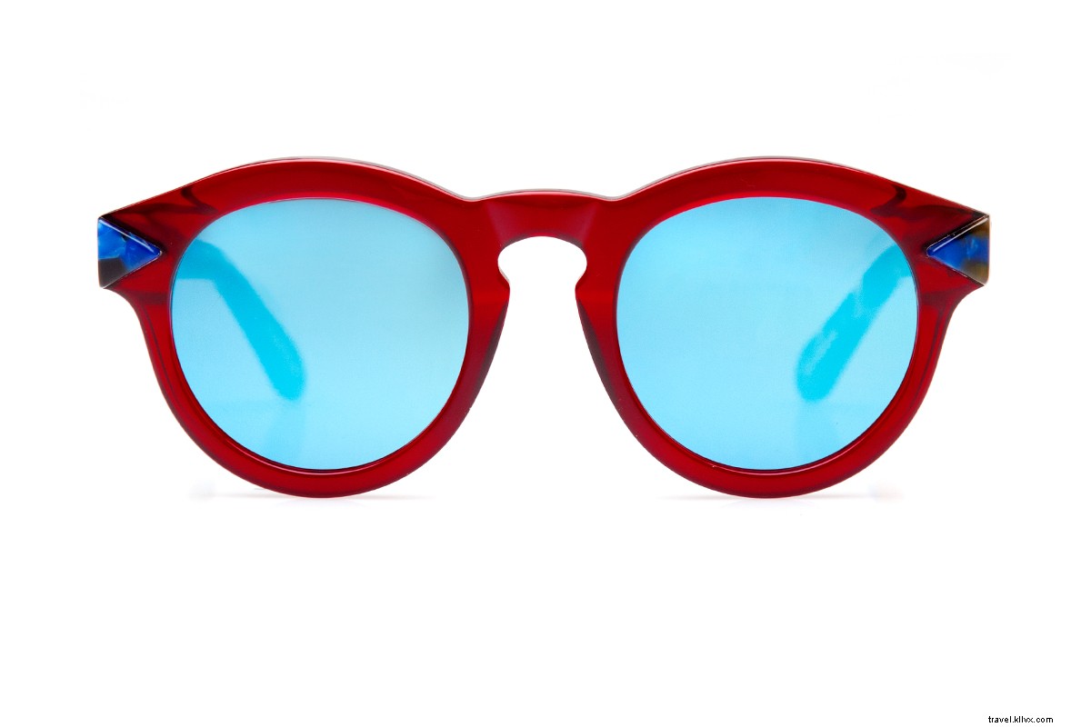 10 Vibrant Must-Haves for Your Beach Bag: Summer Essentials