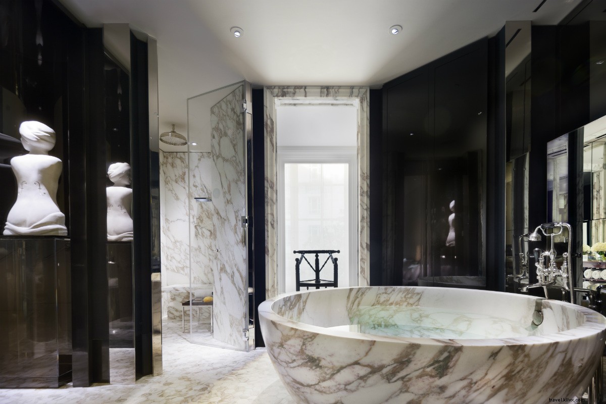 London s Finest Mega-Suites: Luxurious Havens for Royals and Groups