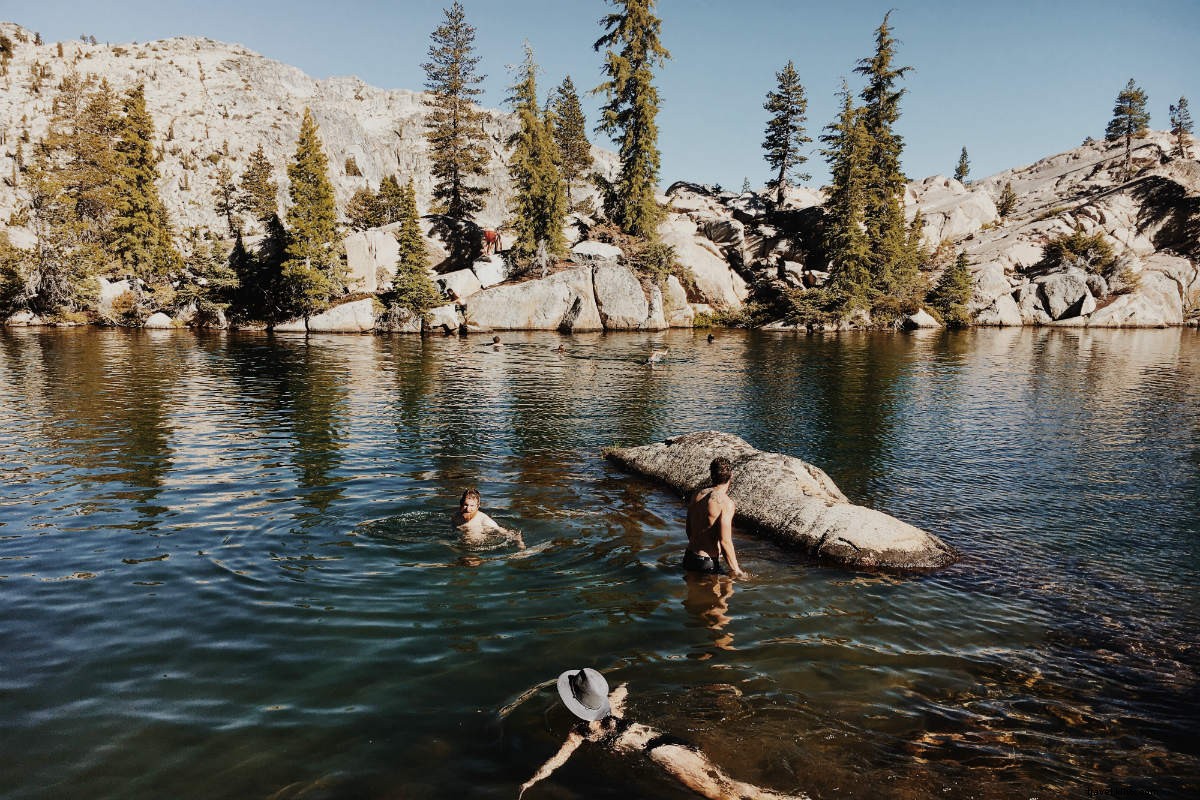 1,600 Miles In: Best Friends  Gripping Dispatch from the Pacific Crest Trail