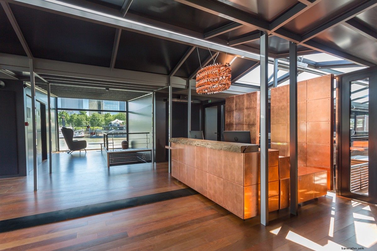 Hôtel OFF Paris Seine: Paris s Premier Floating Hotel on the Iconic Seine