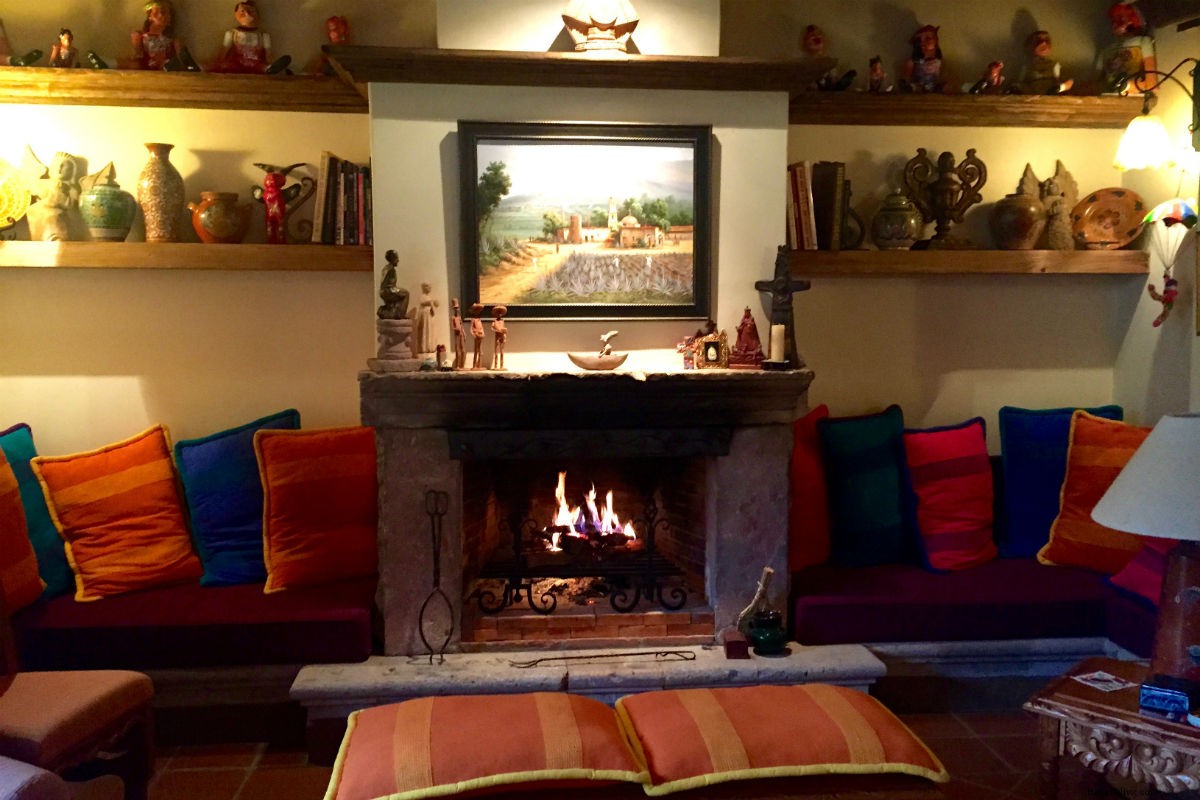 Enchanting Mexican Road Trip: San Miguel de Allende to Zihuatanejo via Patzcuaro