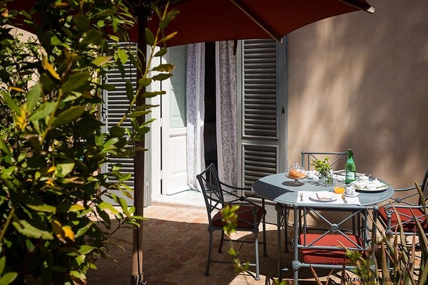 Indulge in La Dolce Vita at Palazzo Margherita: Coppola Family s Luxurious Italian Estate