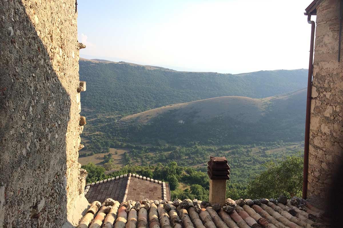 Authentic Italian Merrymaking: Jousting, Romance, and Albergo Diffuso Charm – Not a Ren Fair