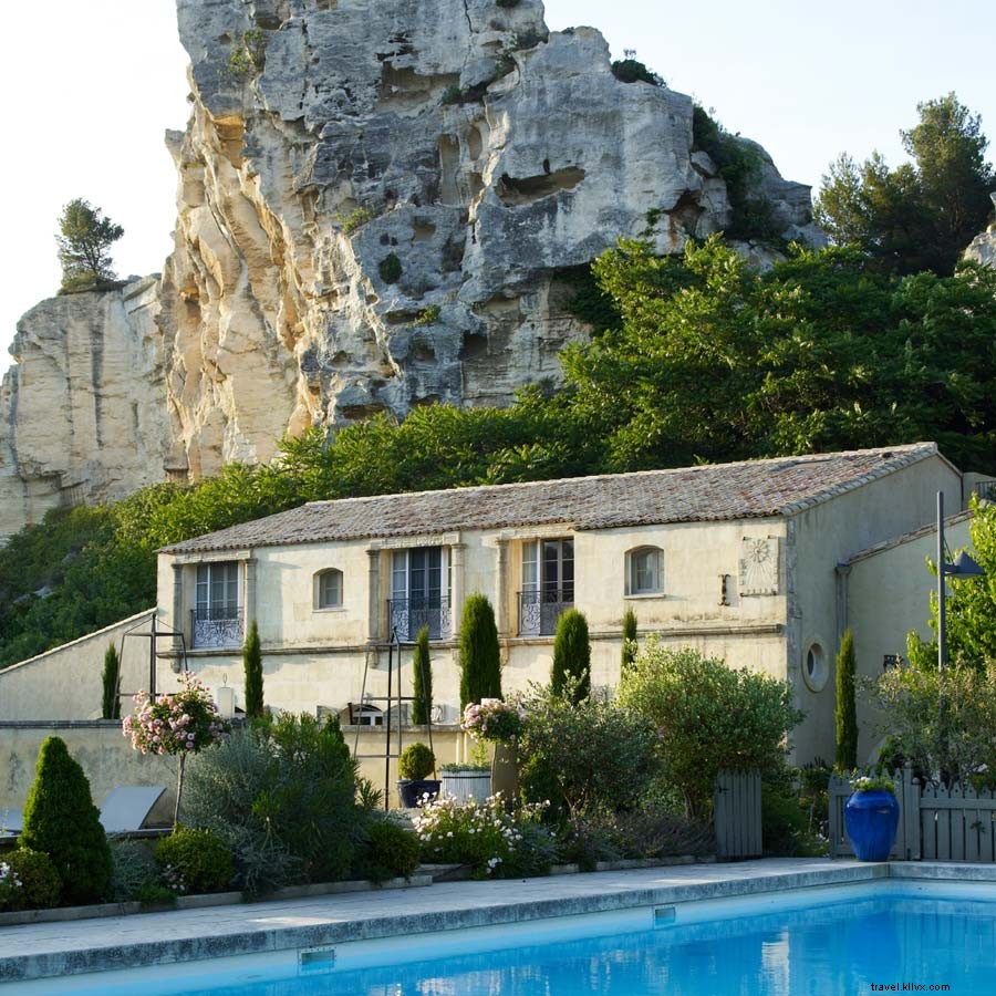 Provence Luxury Redefined: Oustau de Baumanière & La Cabro d Or Merge for Double Delight