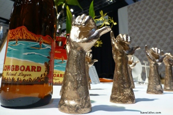 Honolulu Fashion Idyll: Tropical Paradise Meets Haute Couture