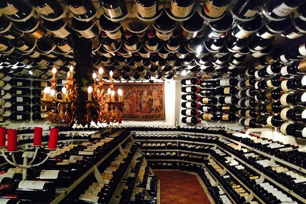 Ultimate Skiing and Après-Ski Guide in St. Anton, Austrian Alps