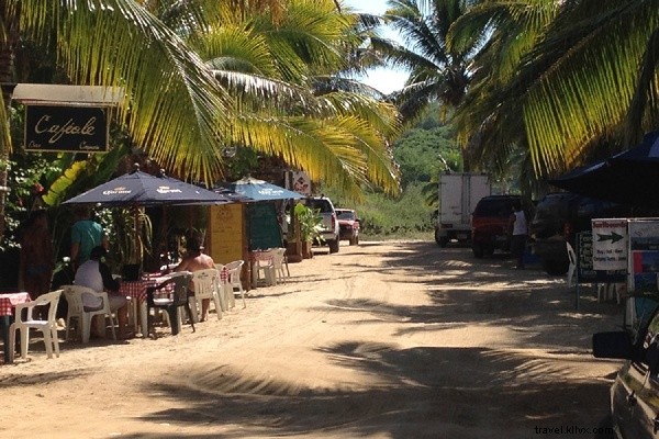 Puerto Escondido for Non-Surfers: Mexico s Surf Mecca Beyond the Waves