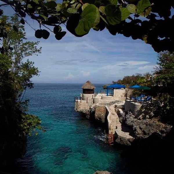 Jamaica Insider s Guide: Exclusive Tips from Rockhouse Hotel Owner Paul Salmon