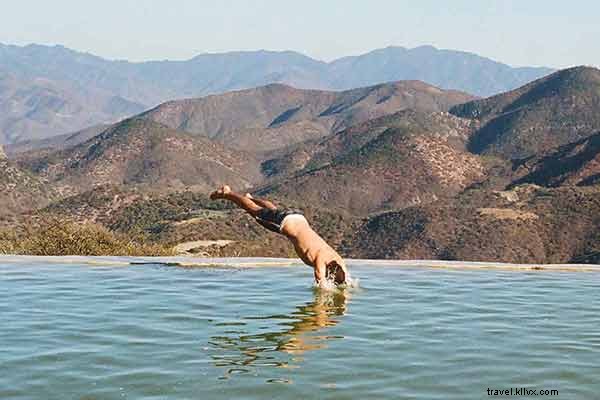 In Focus: Photographer s Spontaneous One-Way Adventure to Mexico