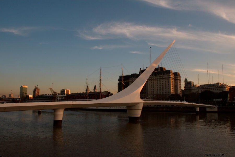 Braving Rain and Cold: Chasing Iconic Street Food Sandwiches in Buenos Aires