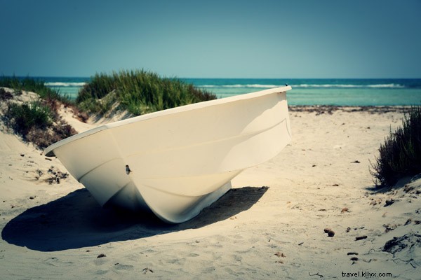Epic Kitesurfing Adventure in Zarzis, Tunisia: Stunning Video