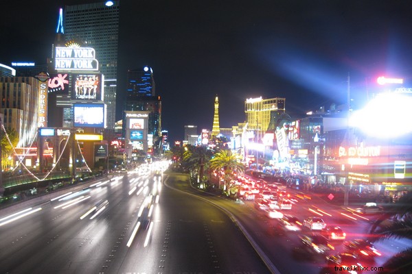 A New Yorker s Unexpected Love for Las Vegas: Short Skirts, Epic Nights, and Instant Friendships from Encore s 29th Floor