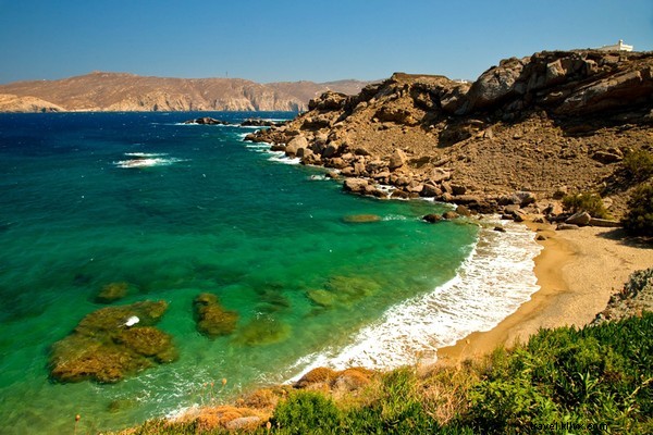 Unforgettable Summer in Mykonos: Blending Work, Beaches, and Bliss