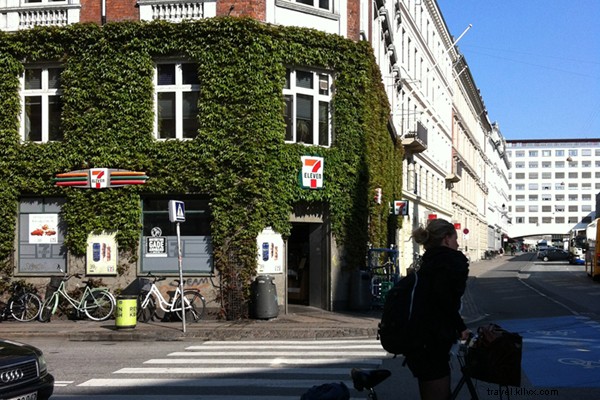 An American s First Impressions of Copenhagen: A Traveler s Perspective