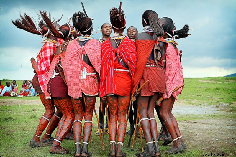 From Vogue to Kenya s Bush: 12 Steps to Sustainable Community Development