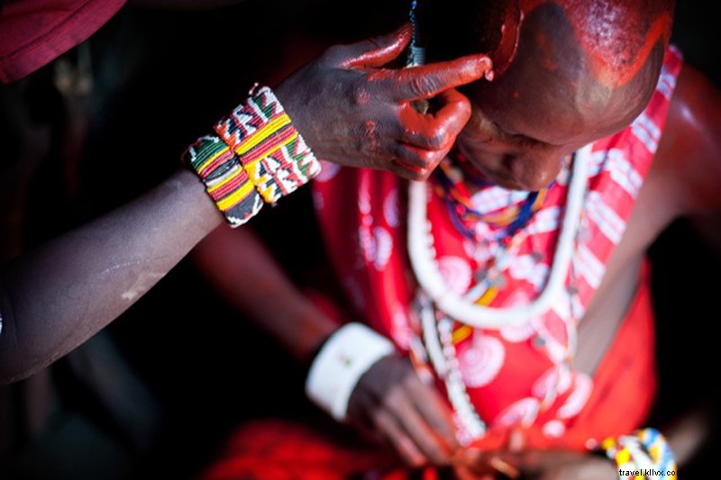 From Vogue to Kenya s Bush: 12 Steps to Sustainable Community Development