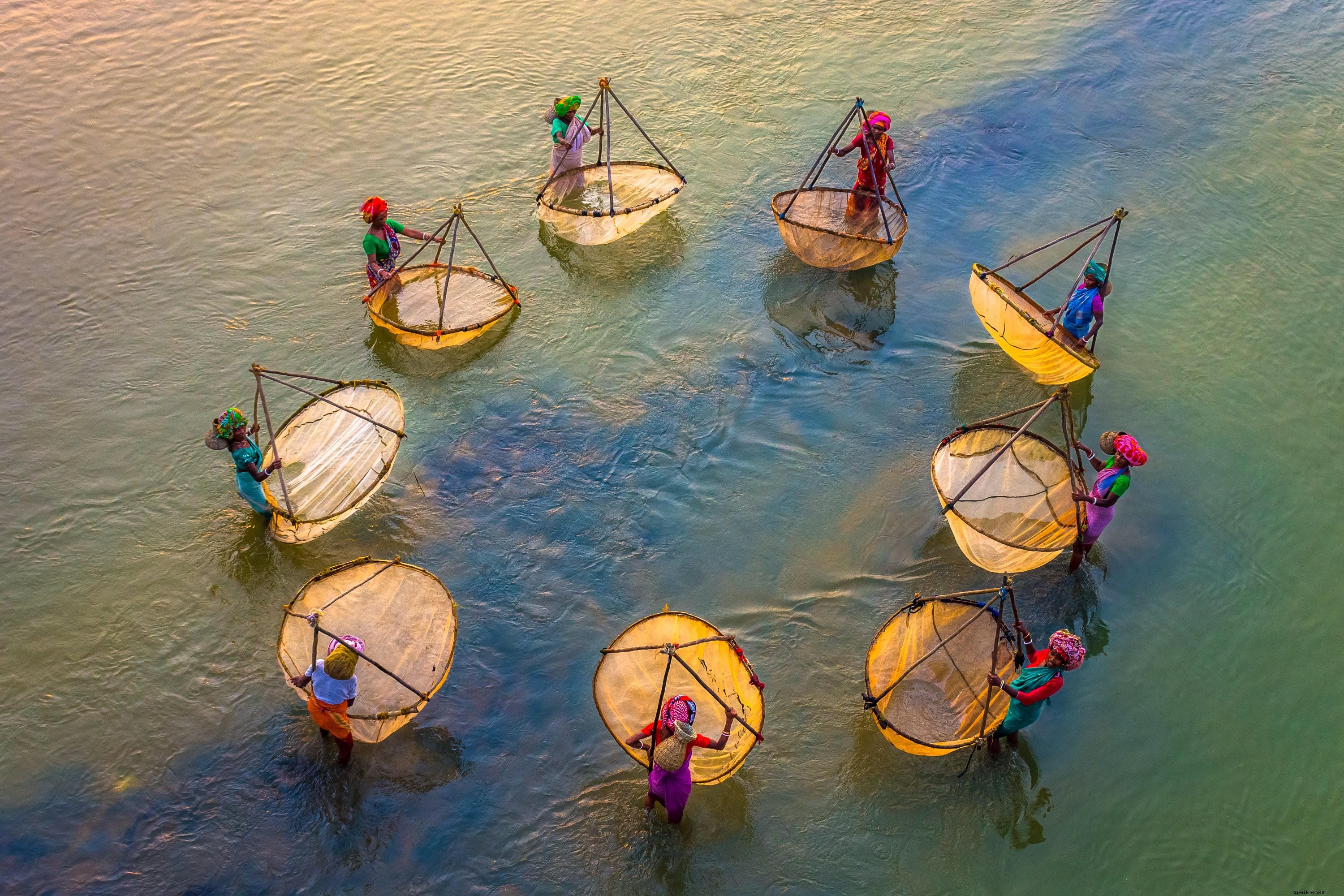 Stunning Aerial View: People Forming a Perfect Circle in Crystal Waters