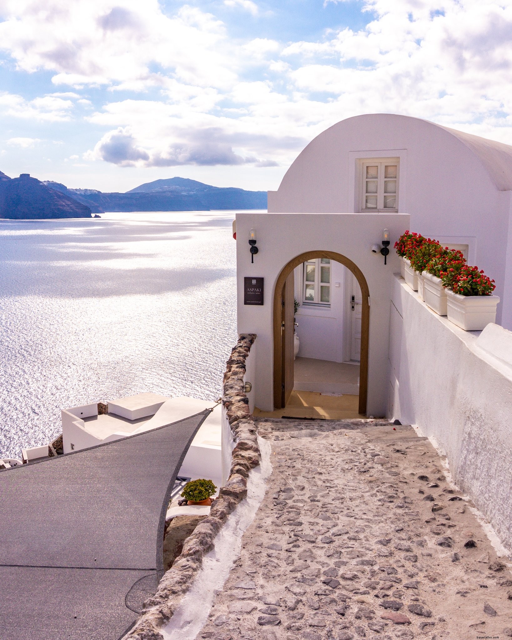 Stunning Cobblestone Walkway Leading to Elegant Building Entrance Photo