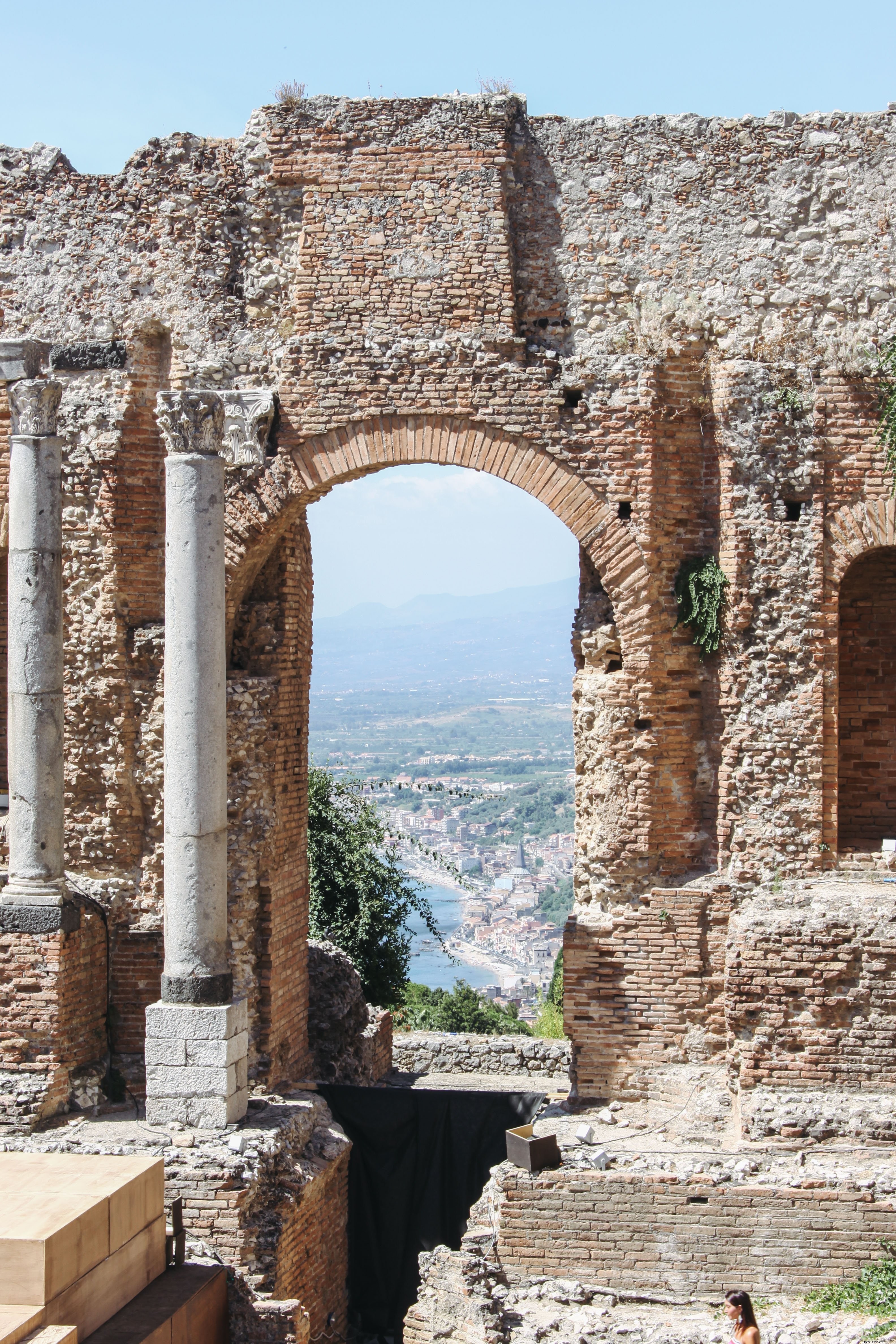 Stunning Beach Vista Framed by Ancient Ruins – Professional Photograph