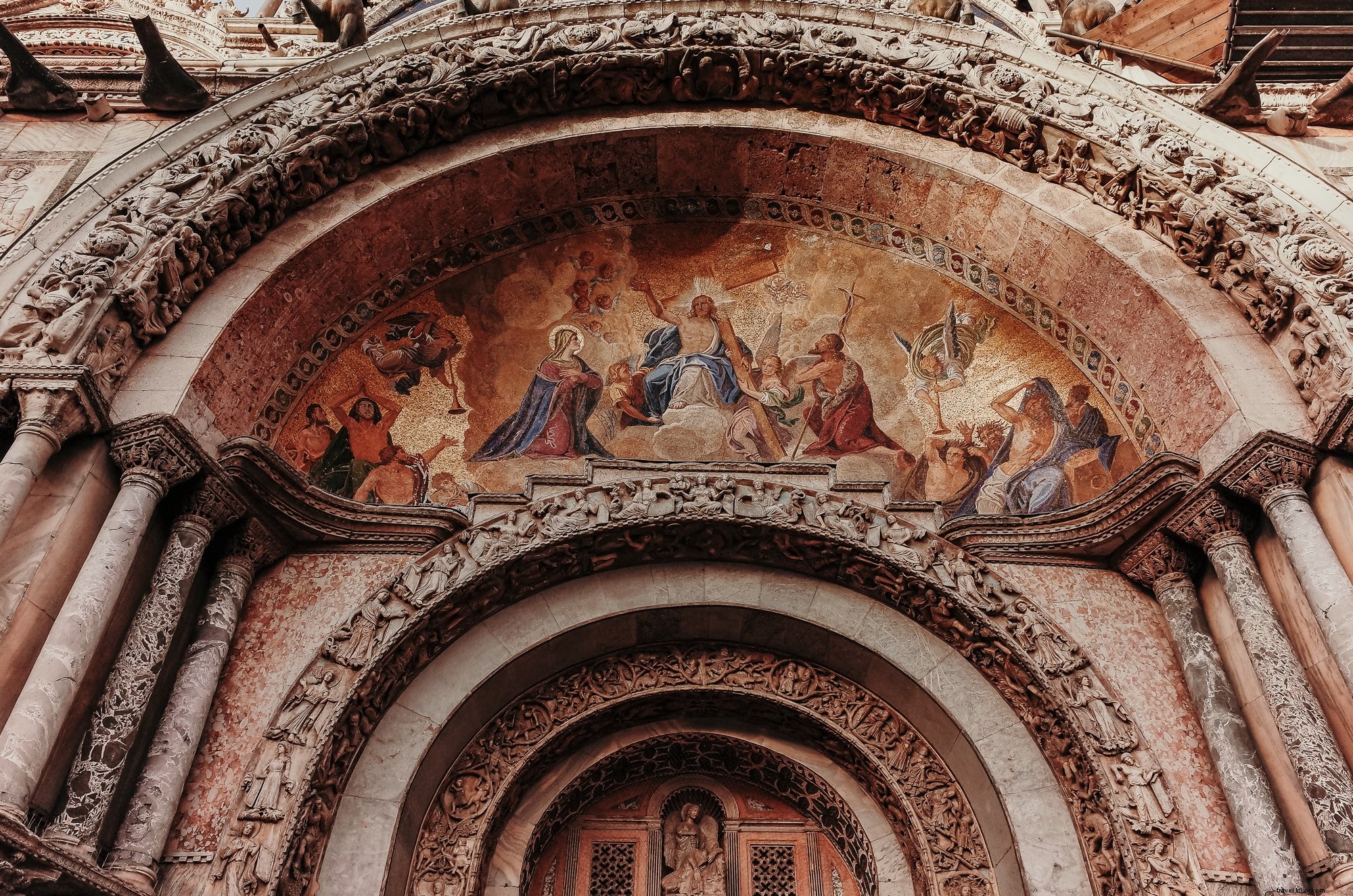 Captivating Photo: Religious Painting in a Serene Building Alcove