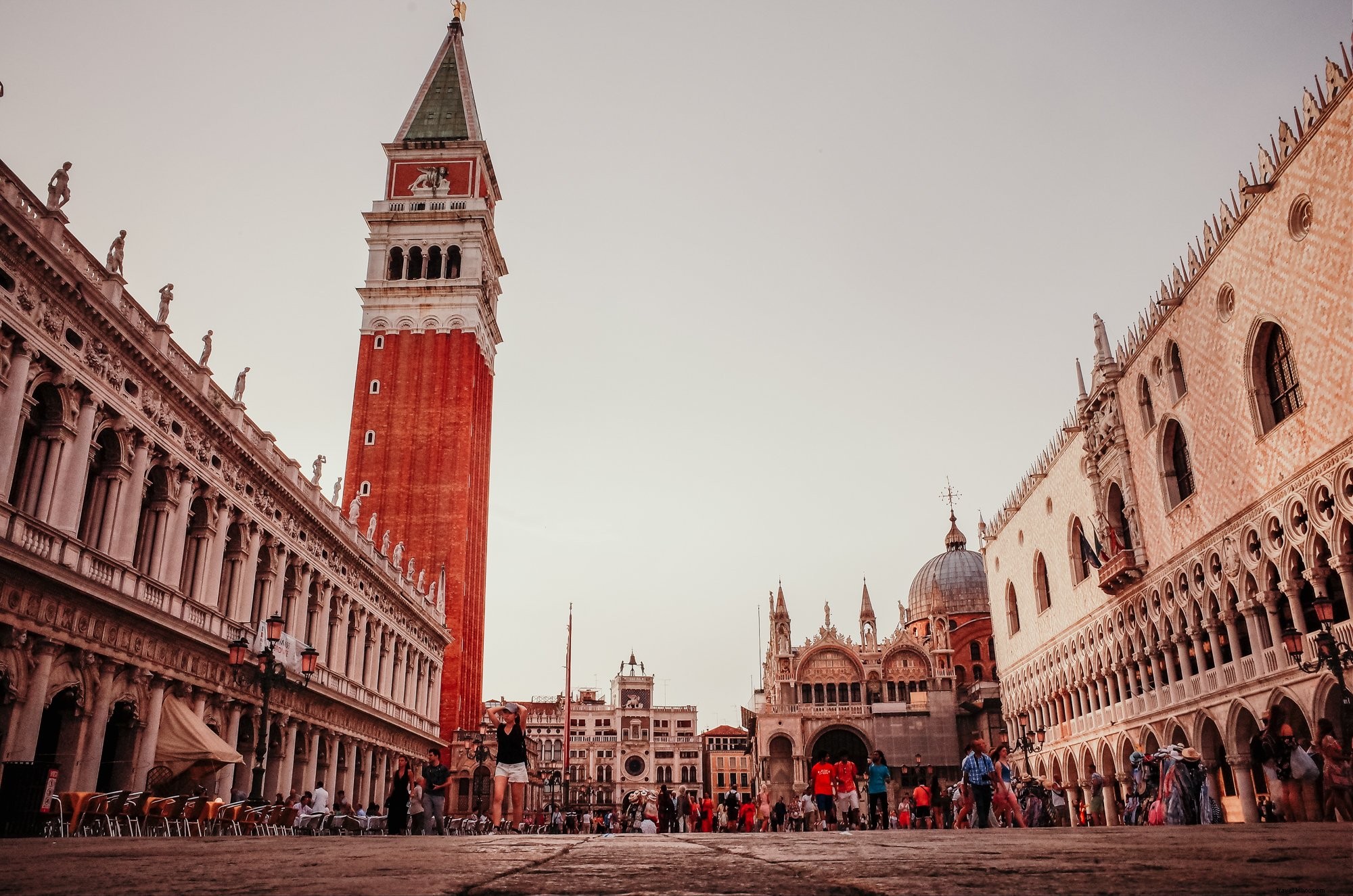 Vibrant Open Town Square Photo: Bustling Scene with People Strolling