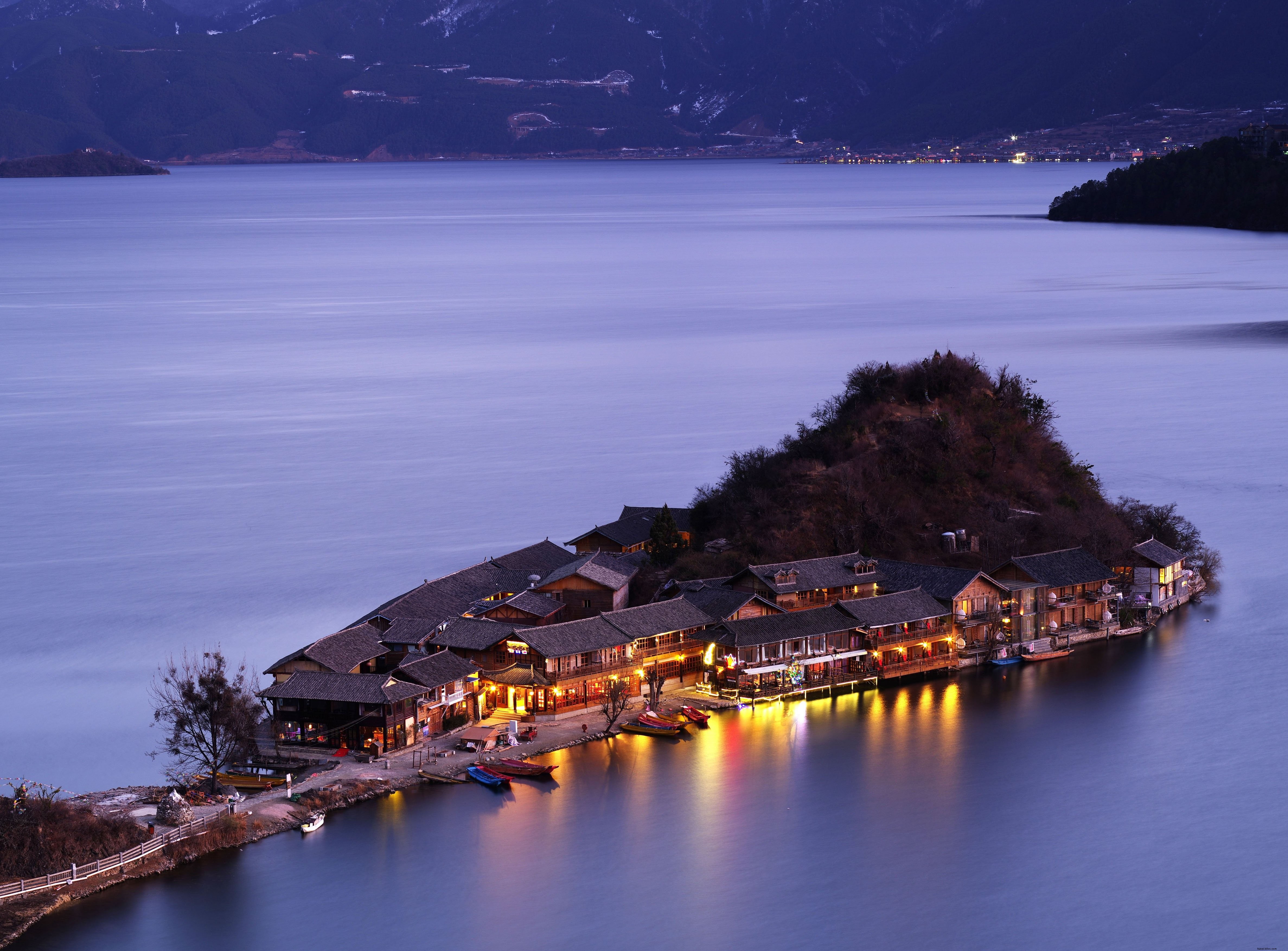 Stunning Photo of a Tiny Island Nestled in a Serene Lake