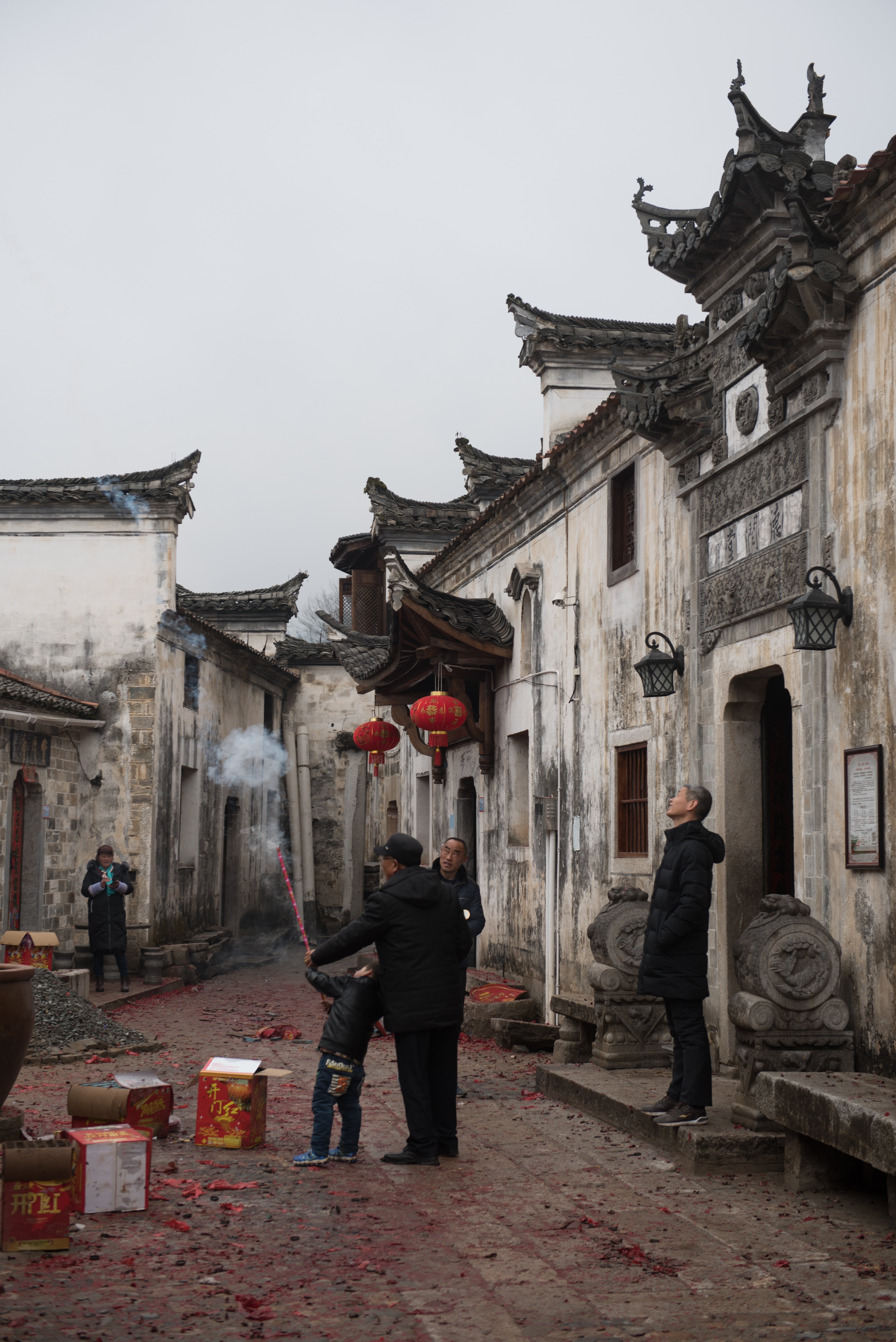 Spectacular Fireworks Over a White Stone Residence – Stunning Outdoor Photography
